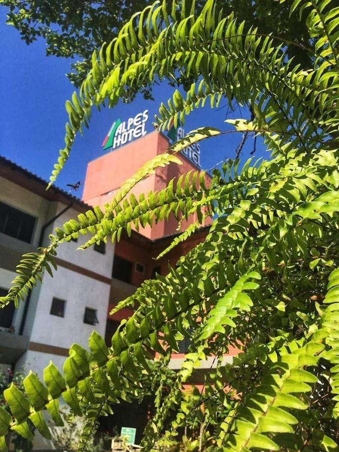ונדה נובה דו אימיגרנטה Alpes Hotel מראה חיצוני תמונה