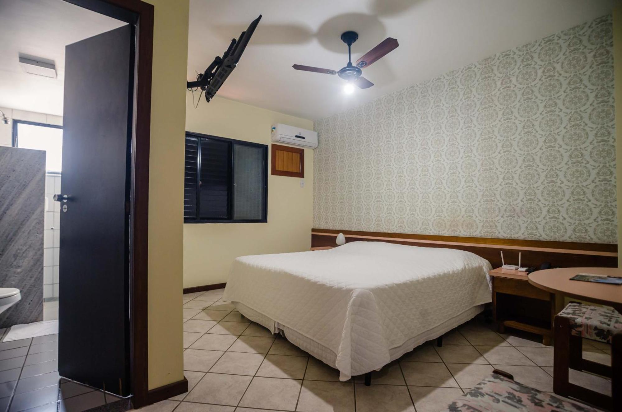 ונדה נובה דו אימיגרנטה Alpes Hotel מראה חיצוני תמונה